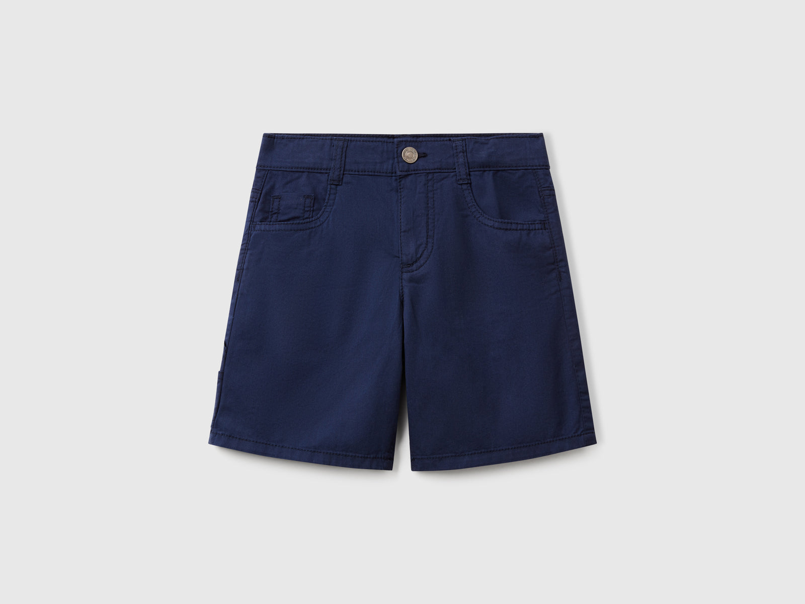 Bermudas leves com bolsos - ucb_image_FS