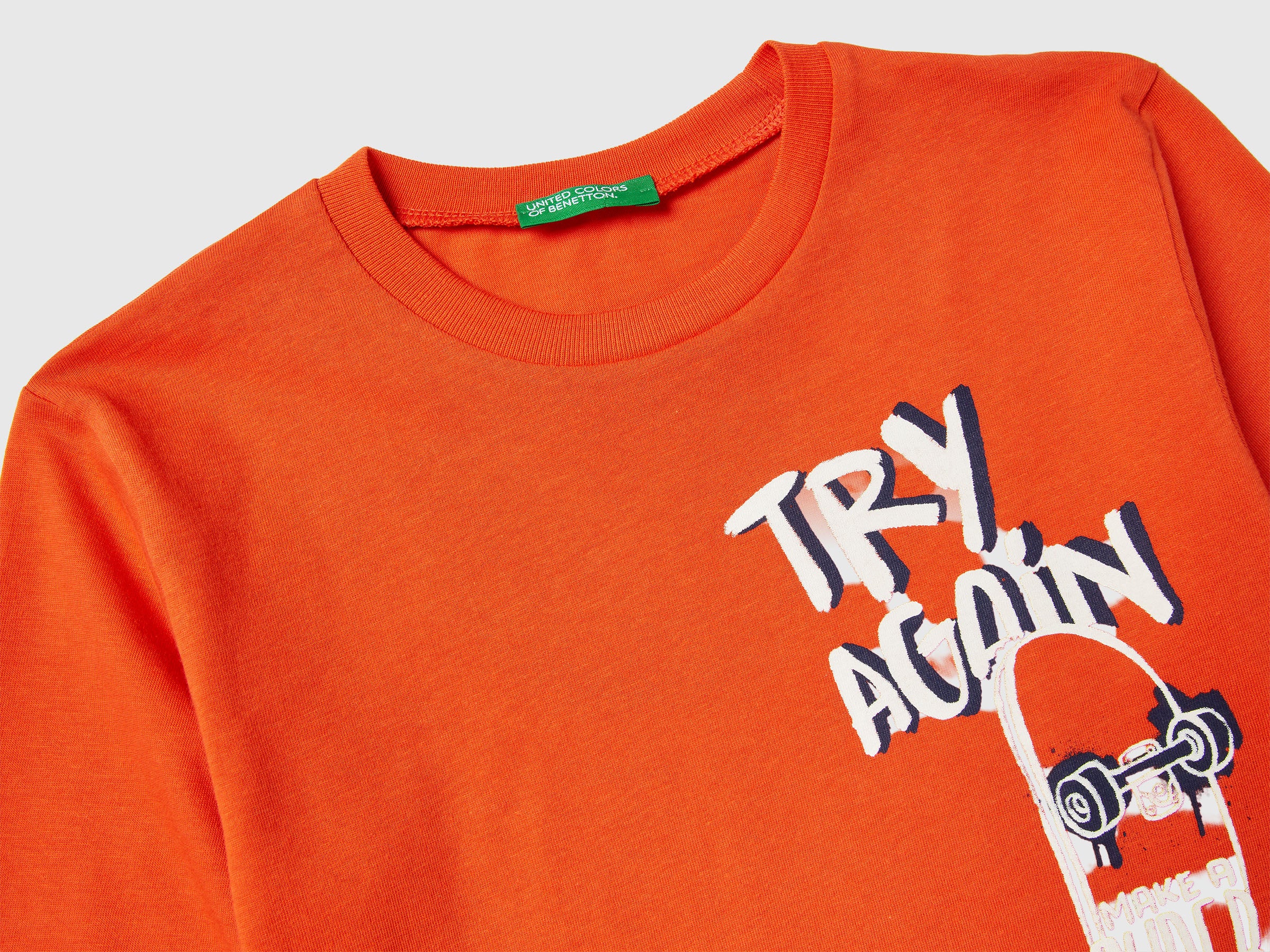 T-shirt com estampa - ucb_image_DS1