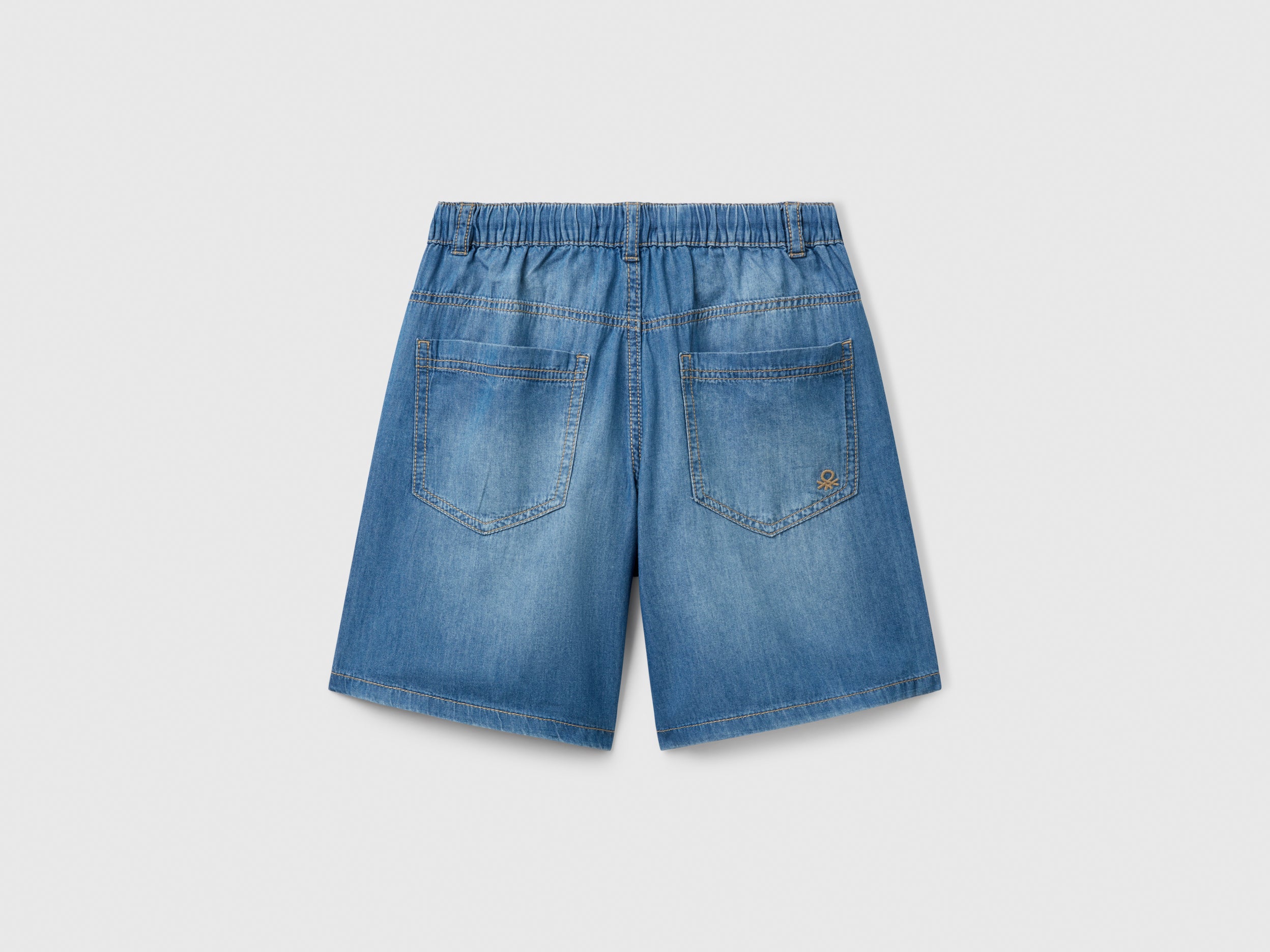 Bermuda shorts in chambray - ucb_image_BS