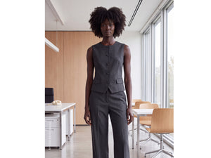 Crew neck vest with buttons