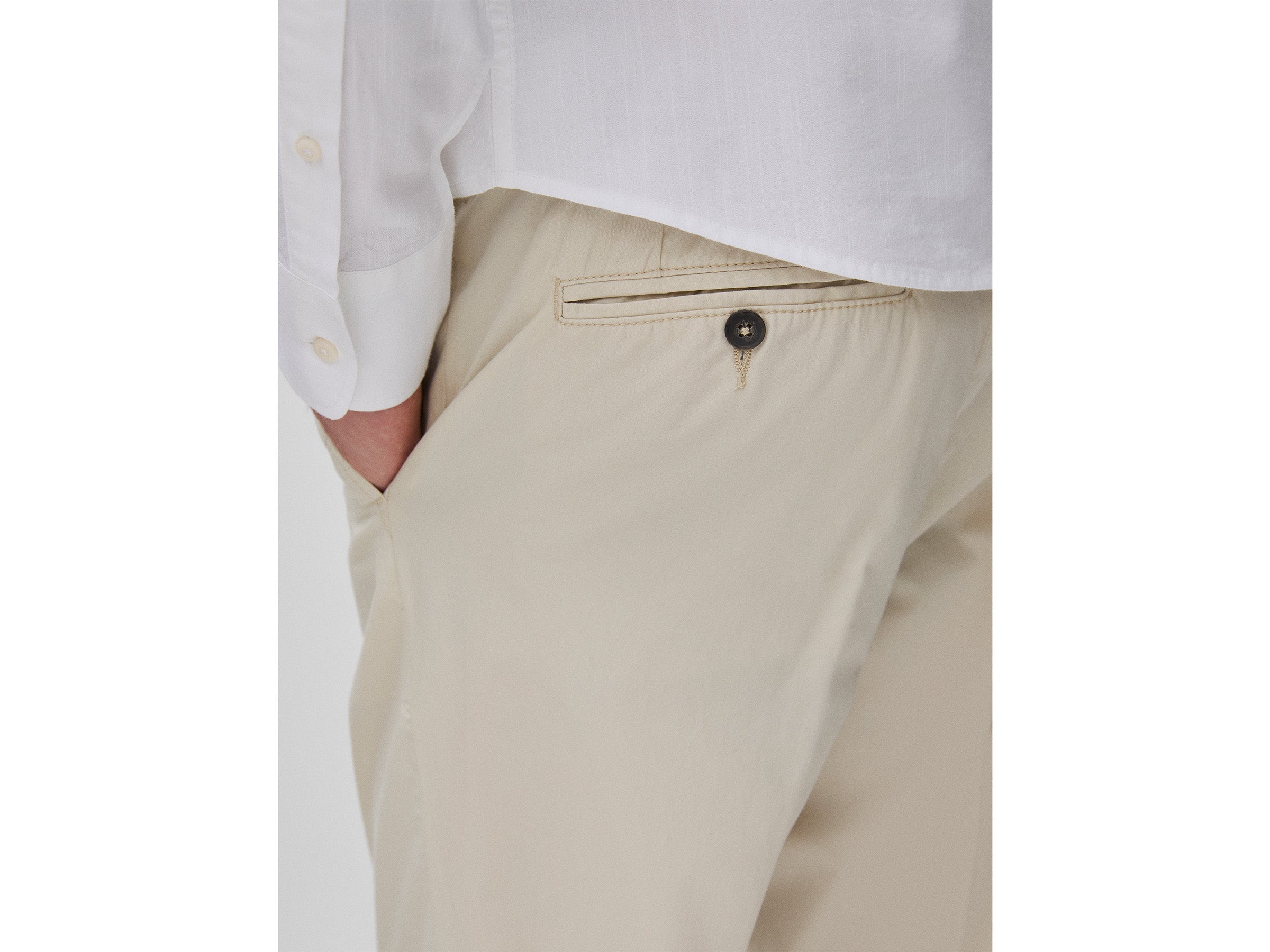Chinos slim fit em algodão leve - ucb_image_FY