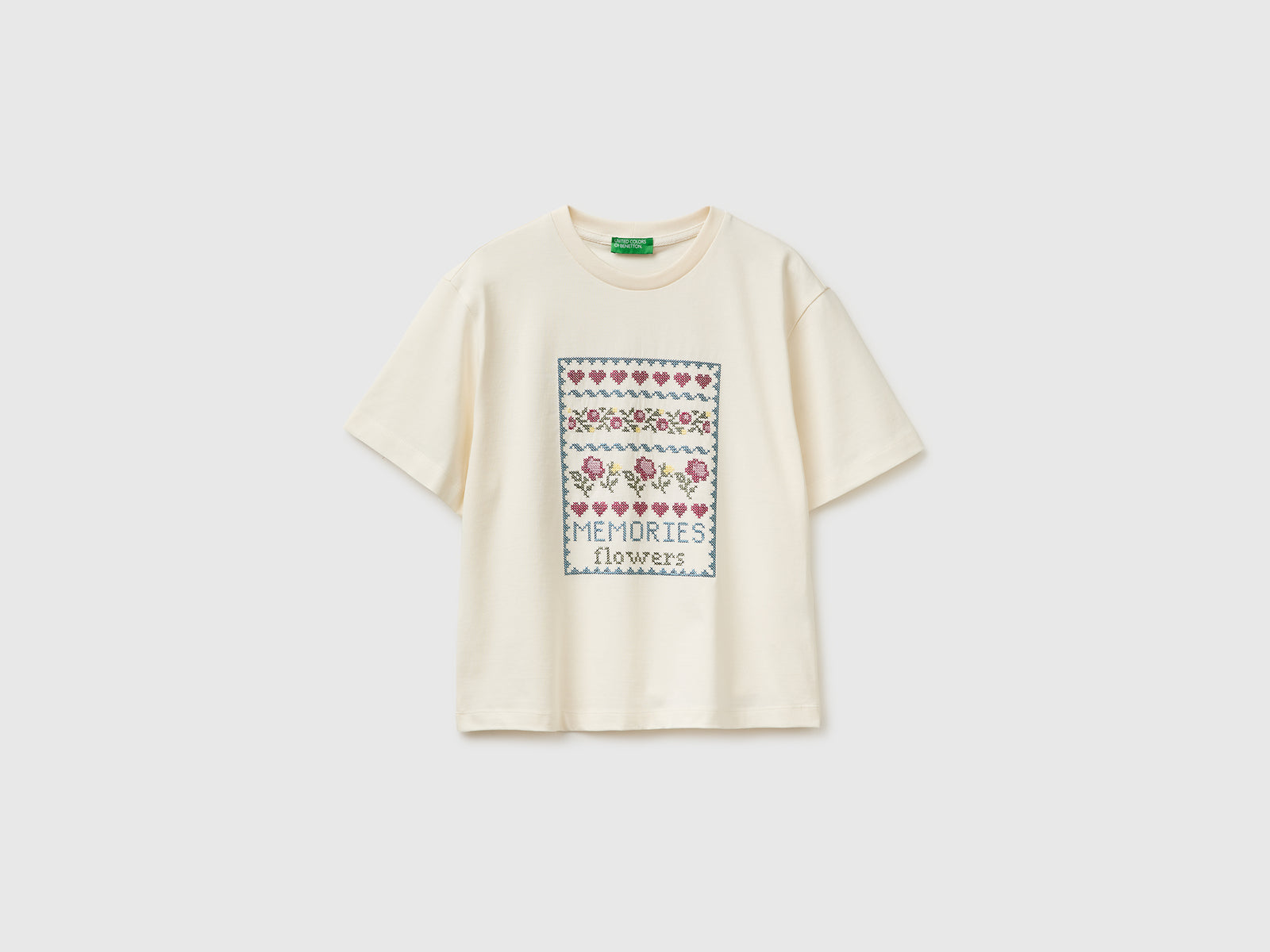 T-shirt with embroidery - ucb_image_FS