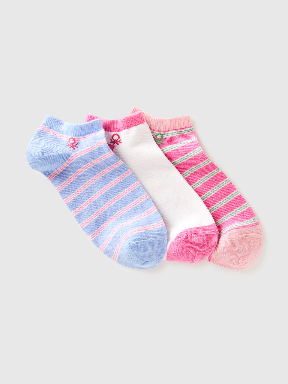 Three pairs of short socks - ucb_image_FS