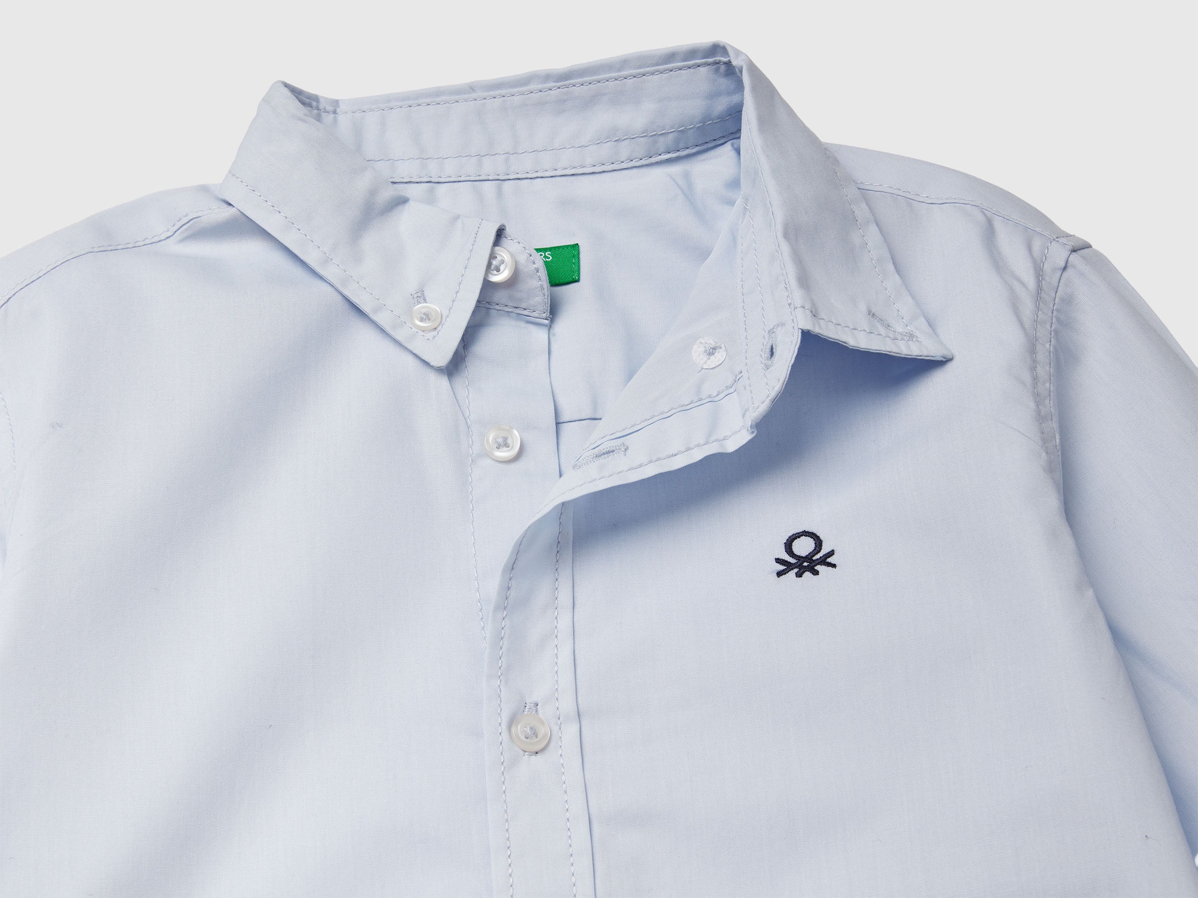 Camisa azul-celeste button down - ucb_image_DS1