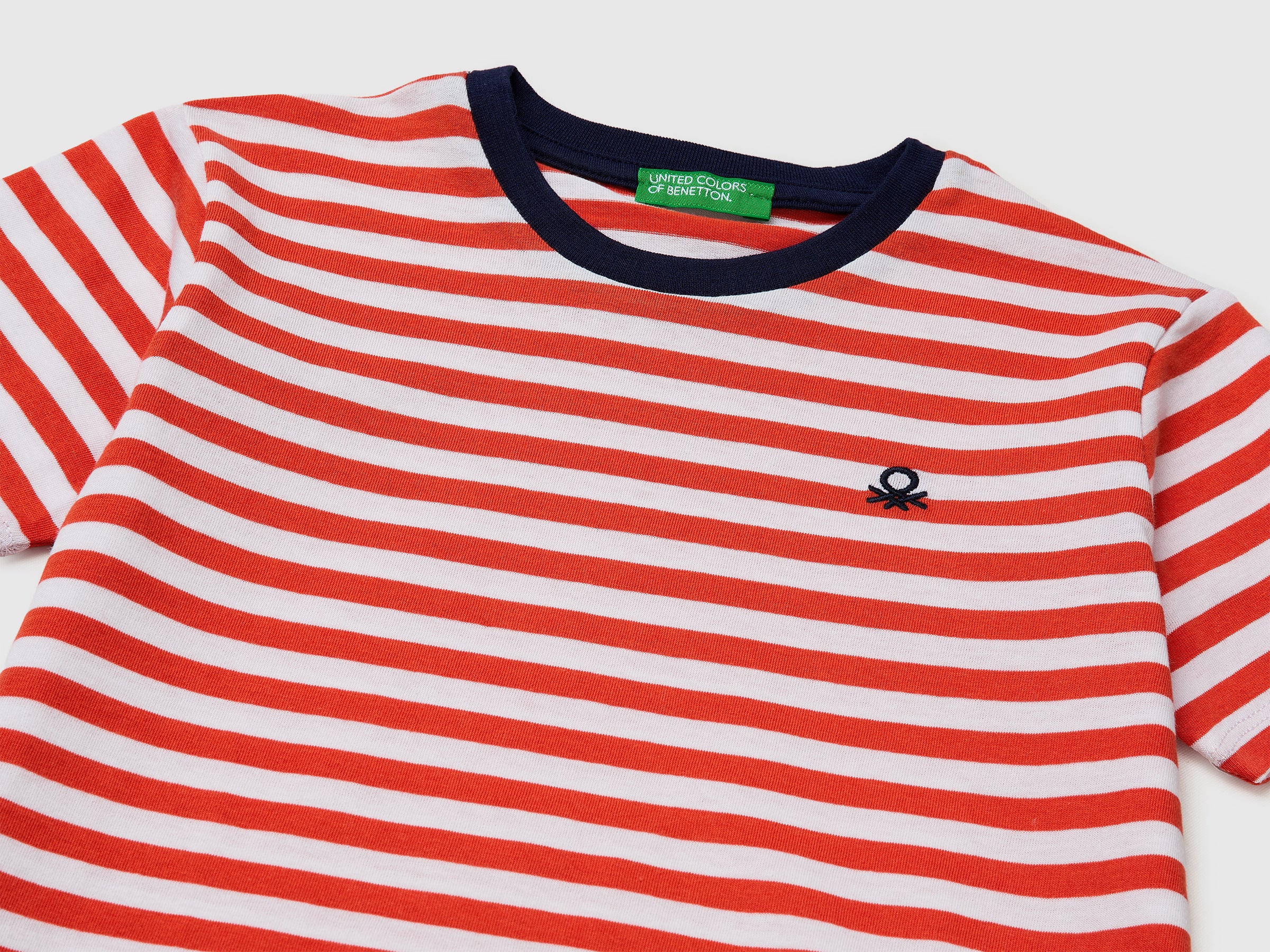 Striped short-sleeved T-shirt - ucb_image_DS1