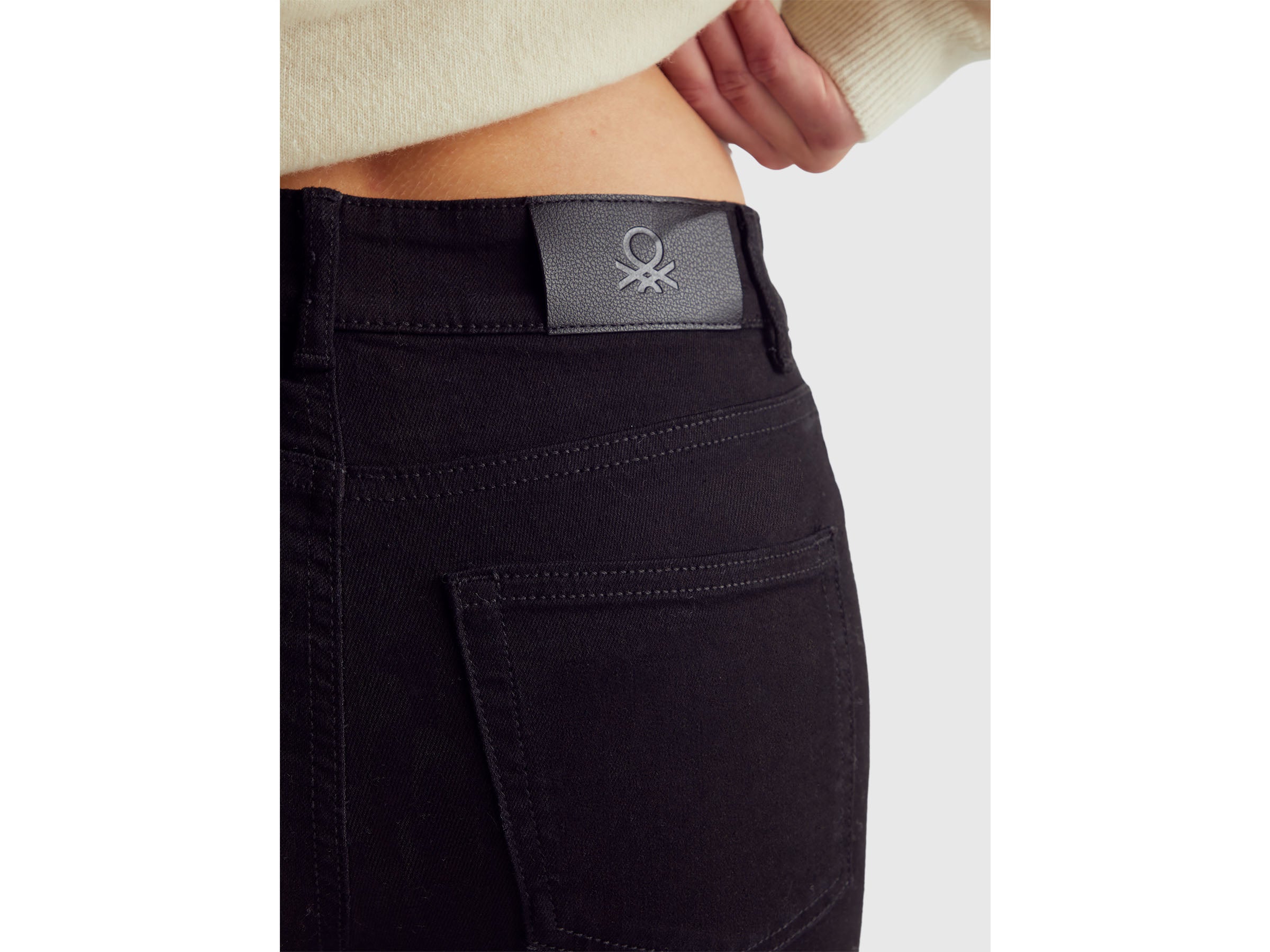 Jeans à boca-de-sino - ucb_image_FY