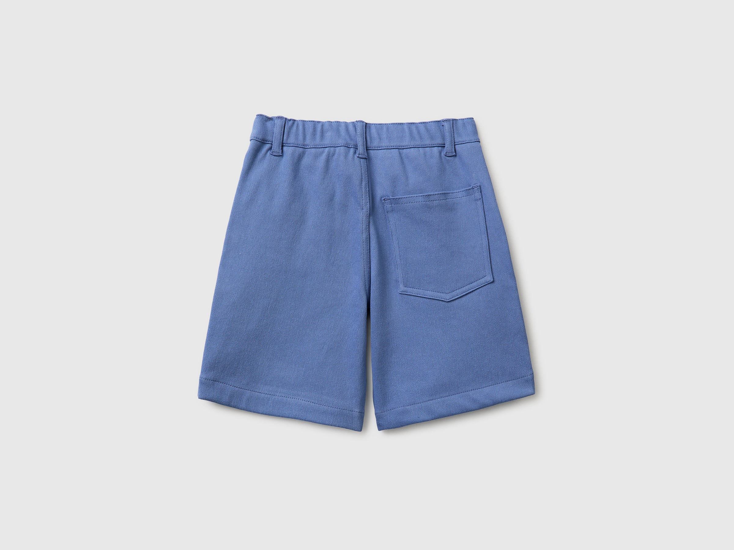 Bermudas em twill stretch - ucb_image_BS