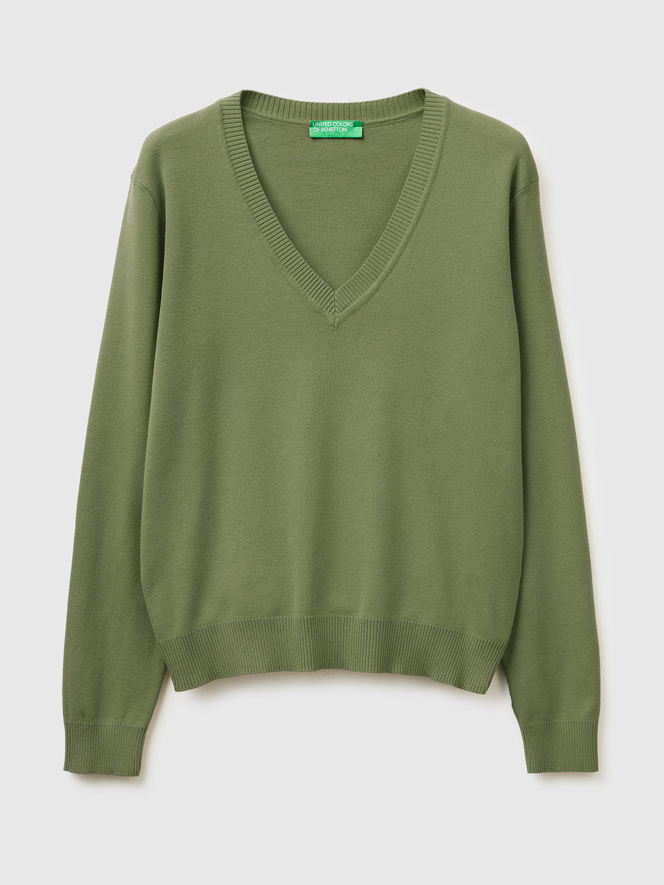 Olive green V-neck sweater in tricot cotton - ucb_image_FS