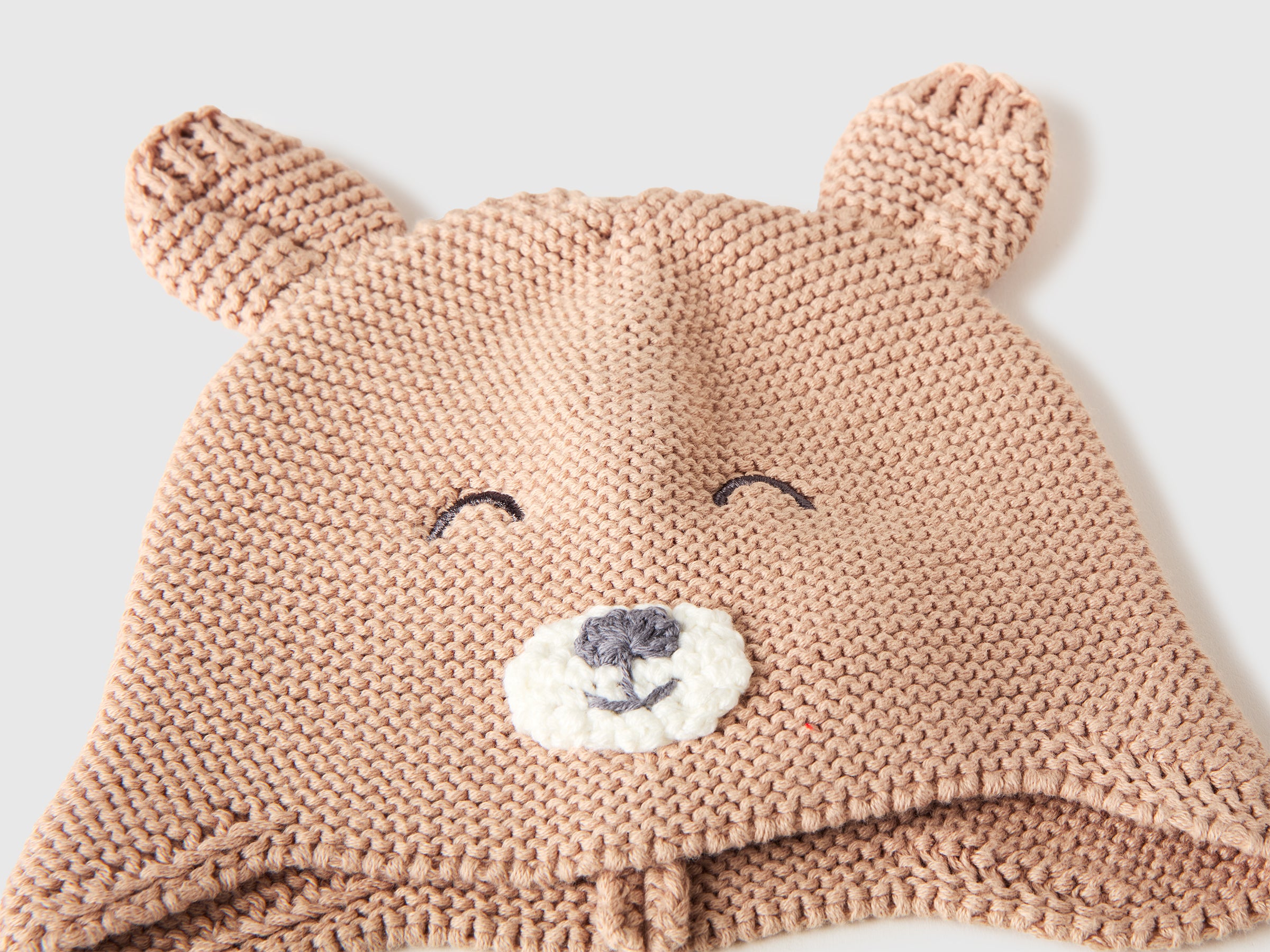 Crochet hat - ucb_image_DS1