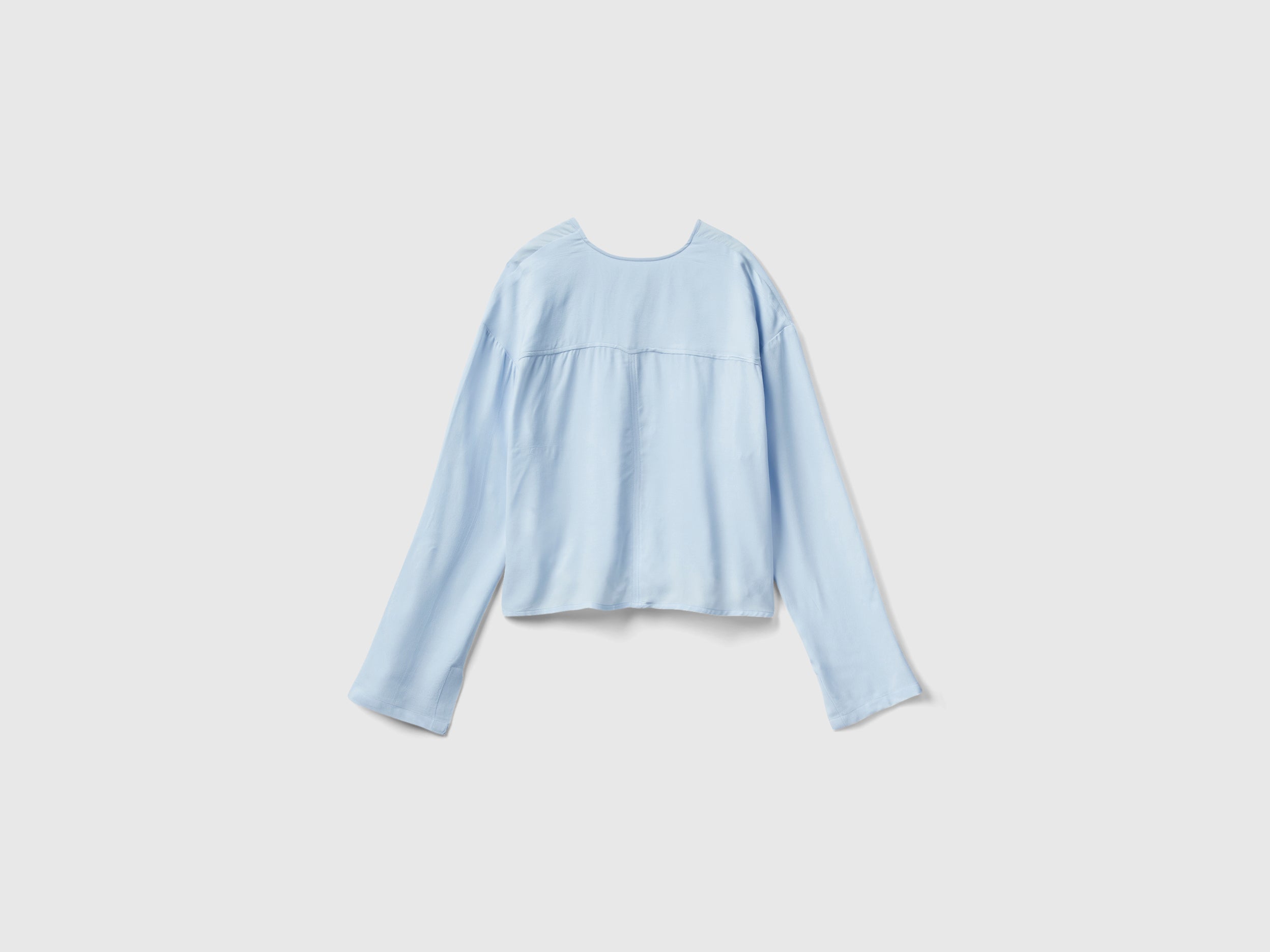 Blusa com decote em V - ucb_image_BS