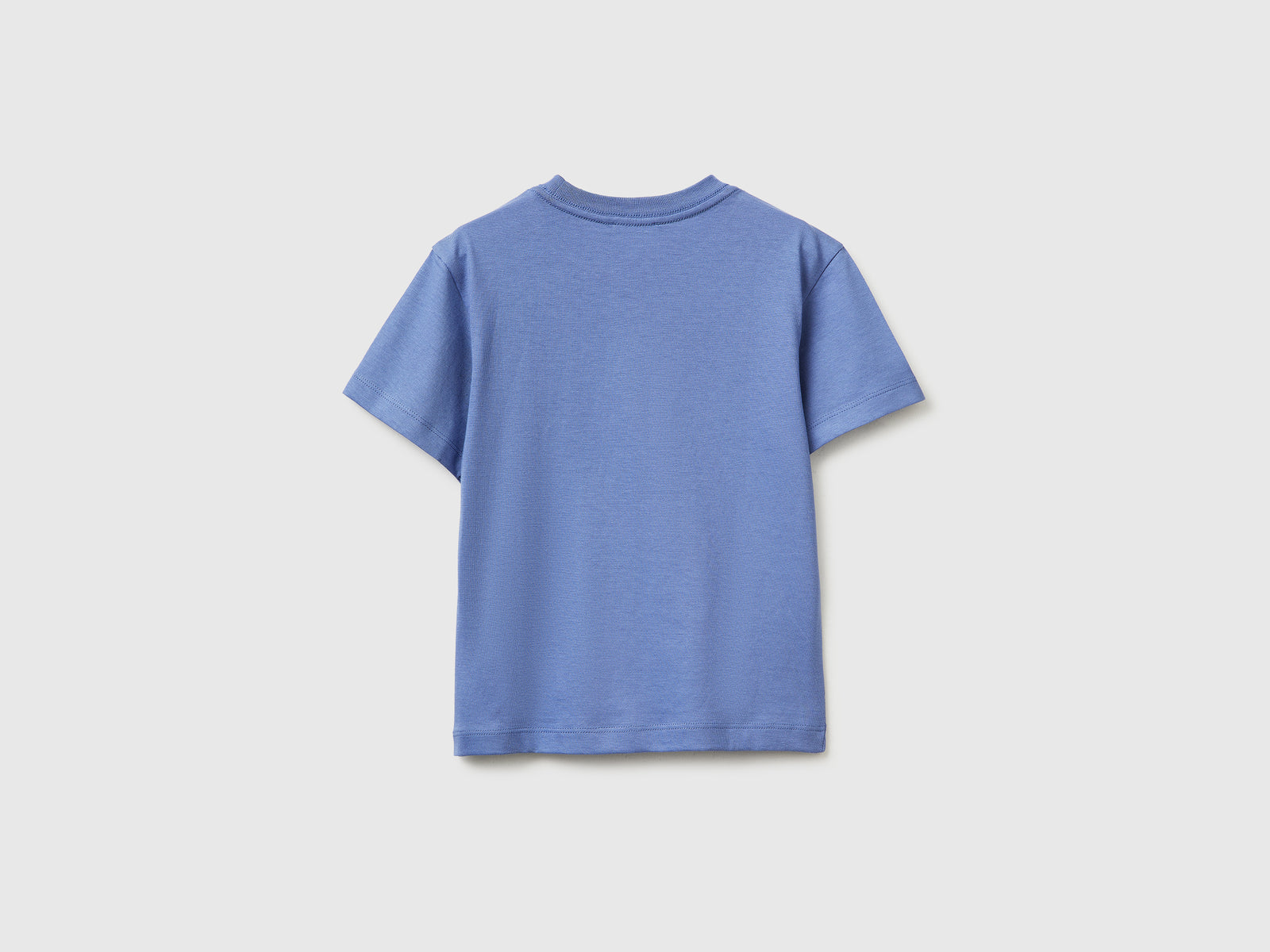 T-shirt with print and application - ucb_image_BS