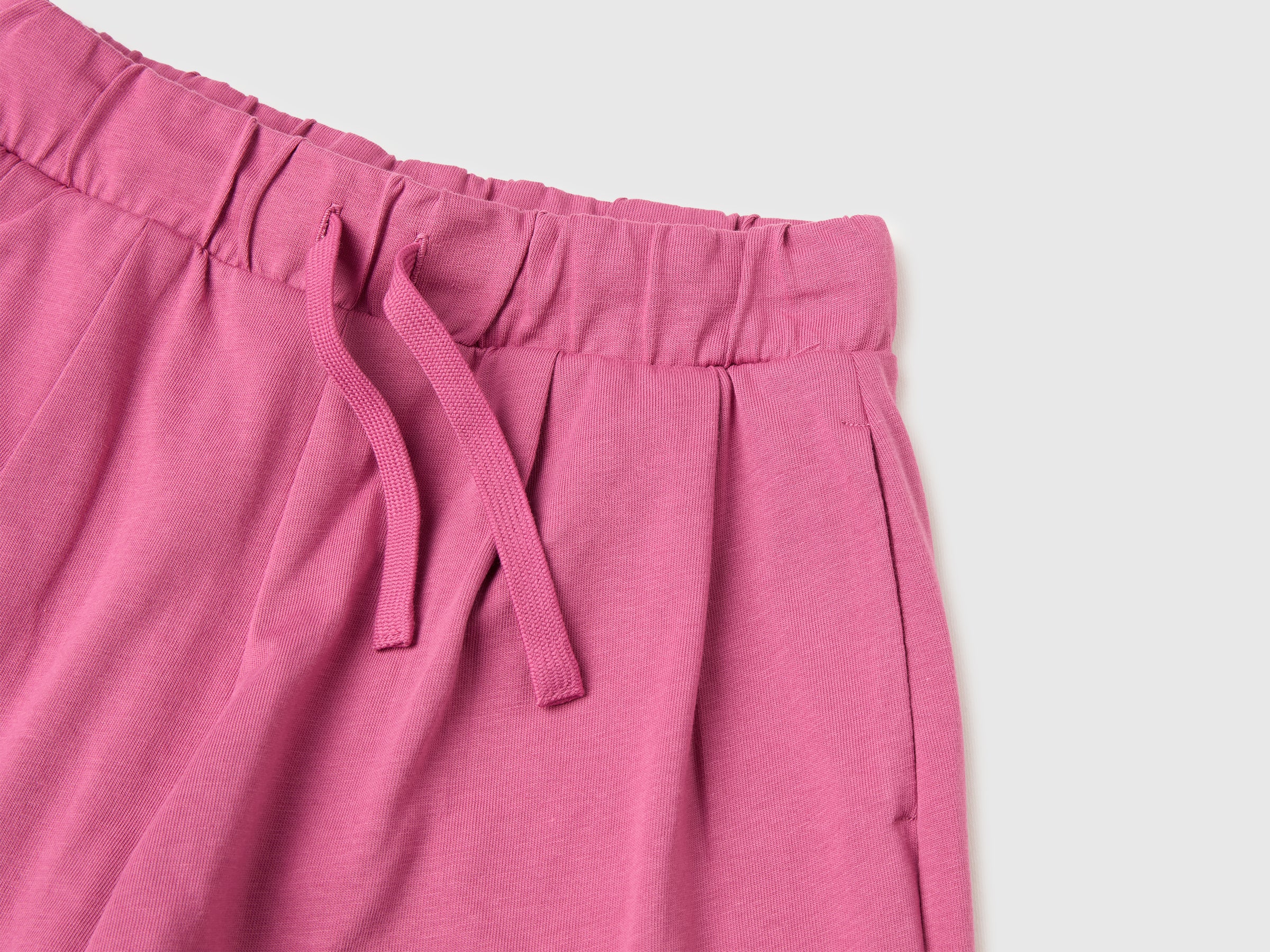 Bermudas com cordão de ajuste - ucb_image_DS1