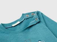 T-shirt com estampa em relevo - ucb_image_DS1
