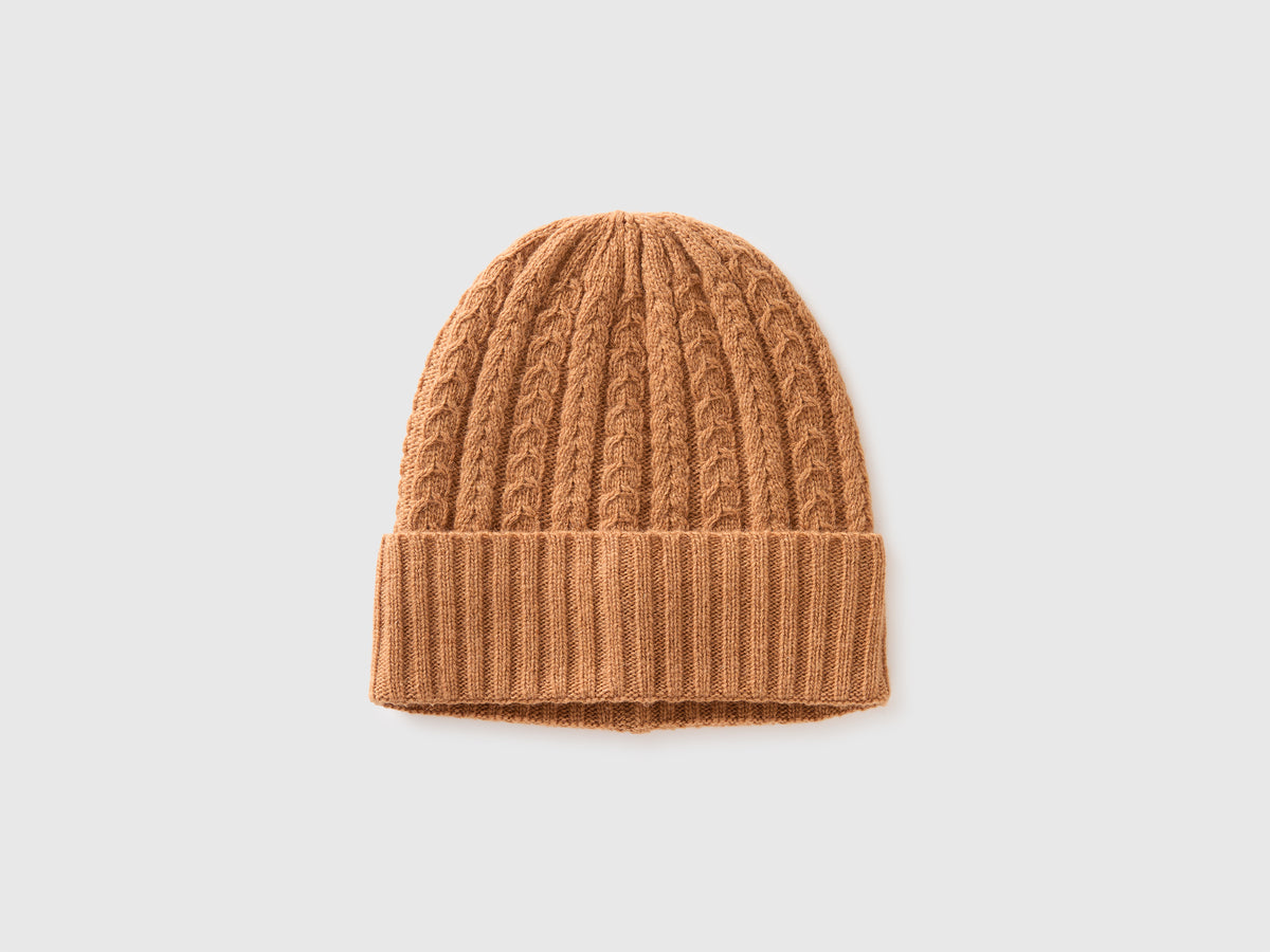 Gorro com trança - ucb_image_FS
