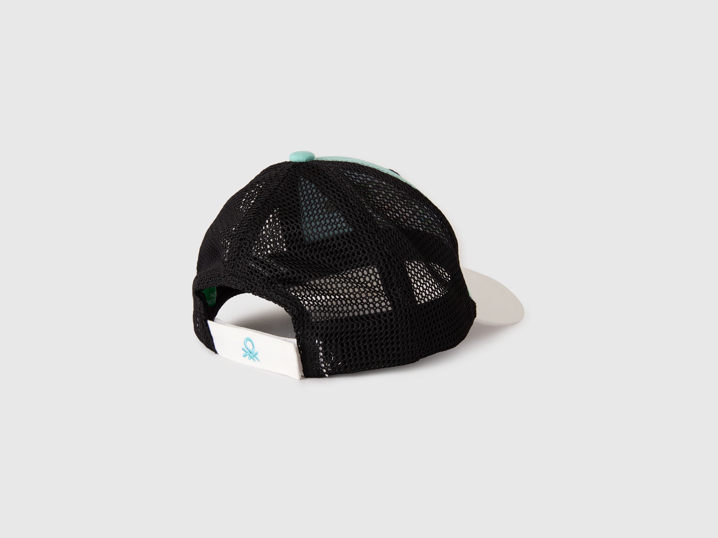 Baseball cap with embroidery - ucb_image_BS