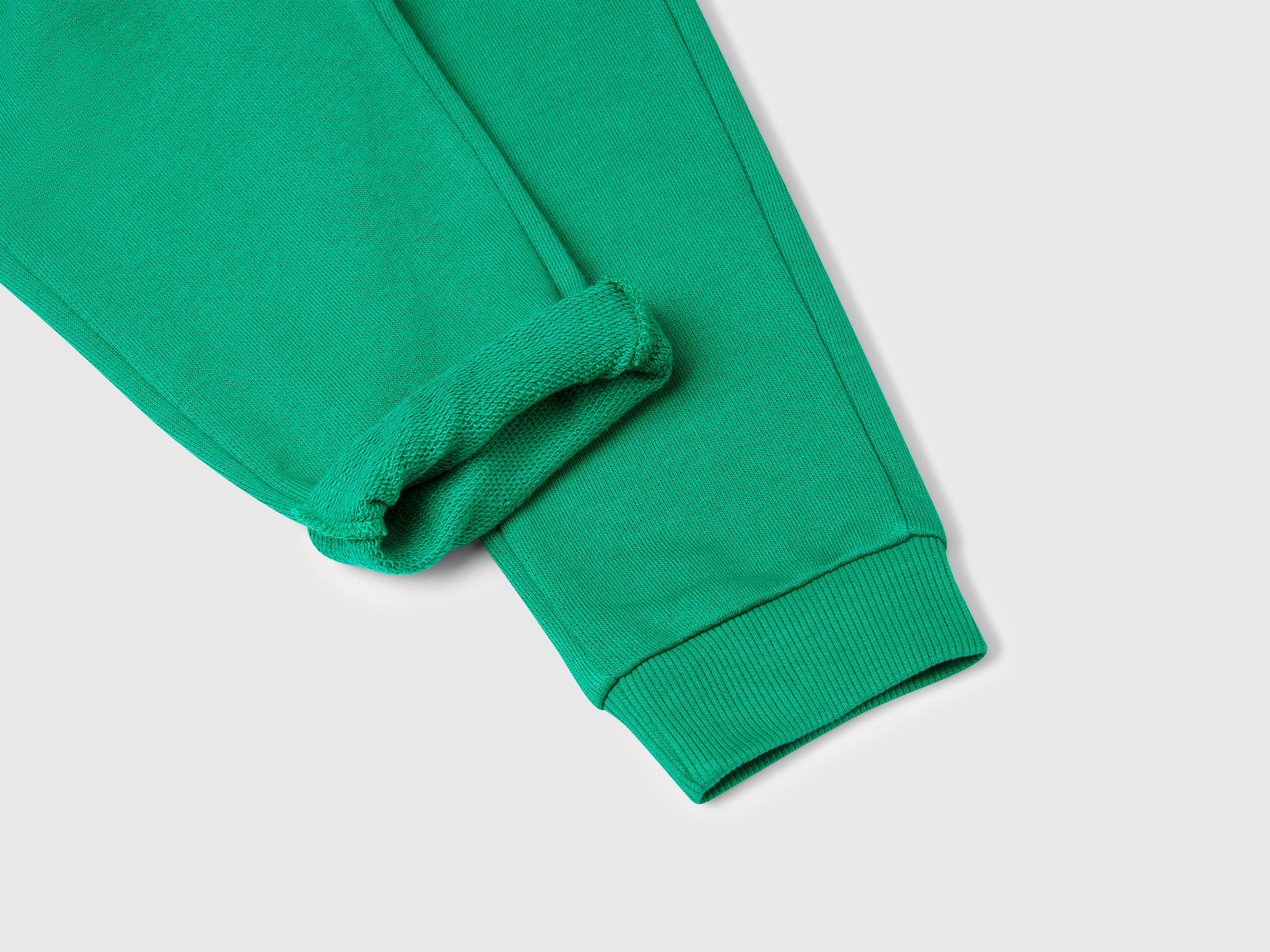 Calças em algodão com logótipo - ucb_image_DS1