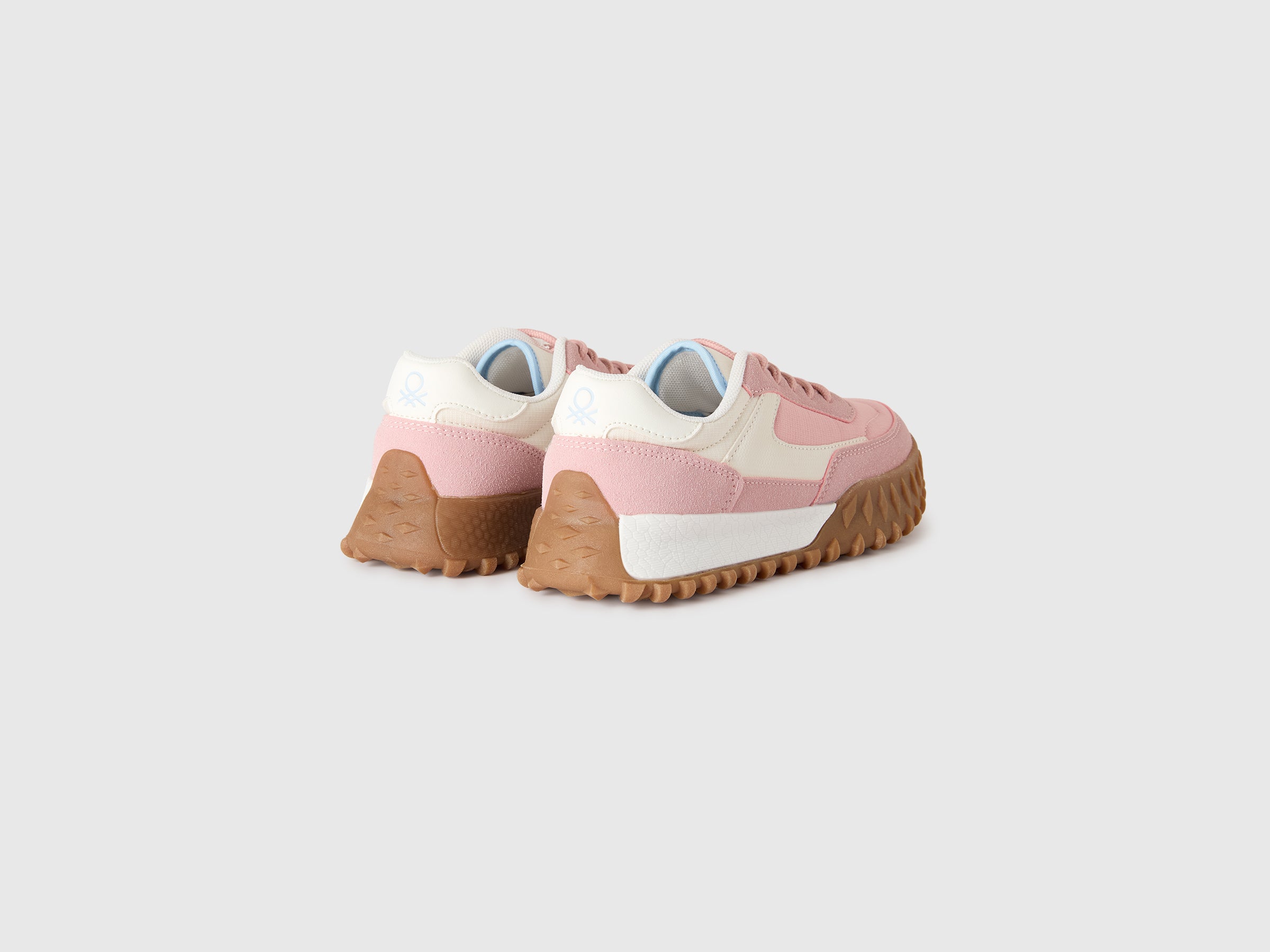 Sneakers with laces - ucb_image_BS