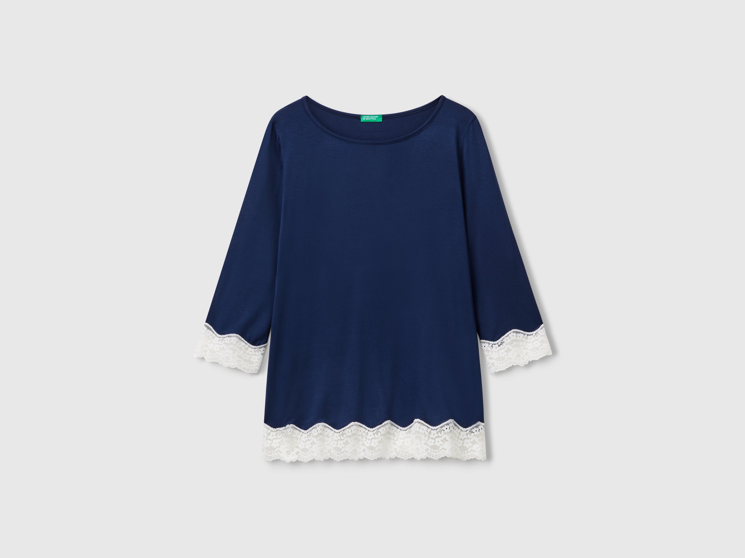 Camisola fluida com detalhes em renda - ucb_image_FS