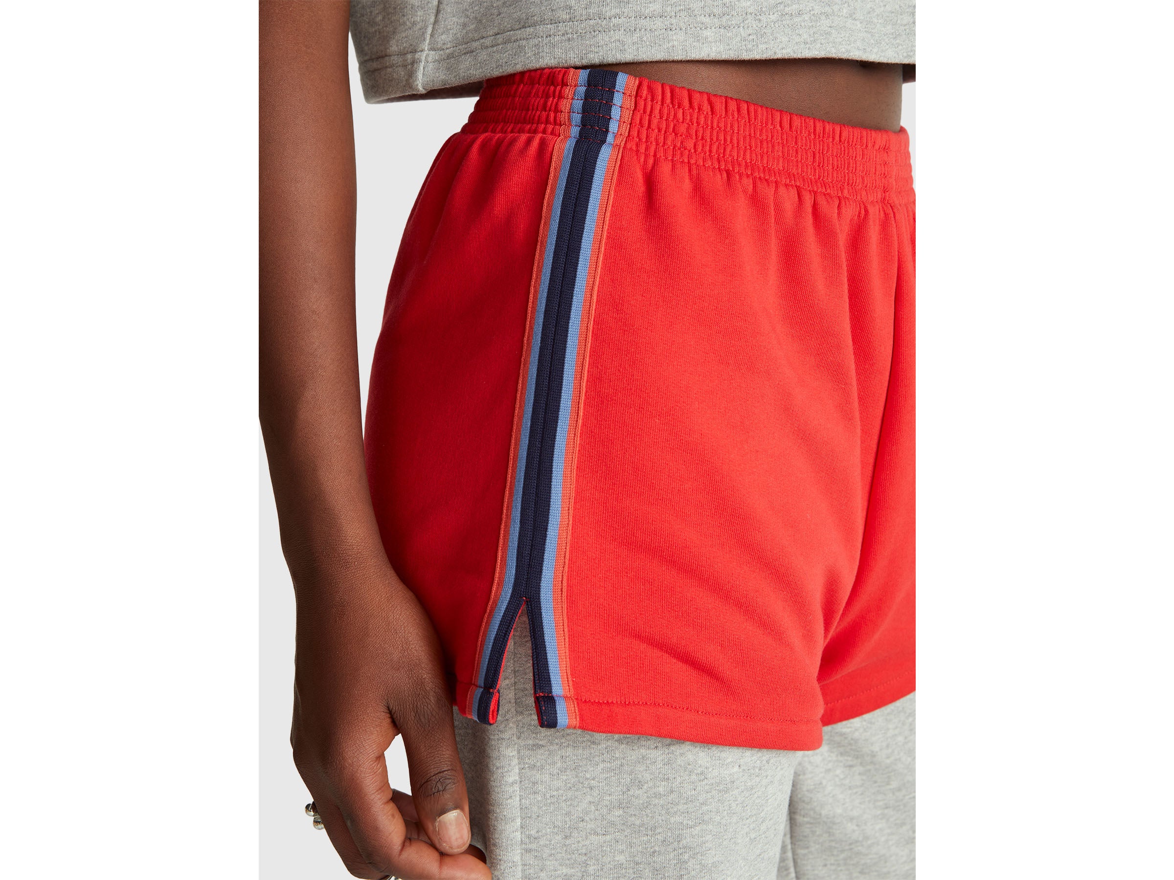 Shorts em felpo Stranger Things - ucb_image_FY