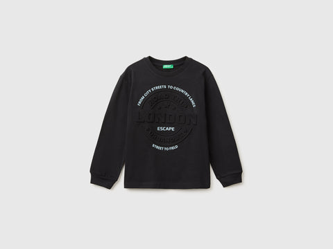 T-shirt em algodão orgânico quente com estampa em relevo - ucb_image_FS