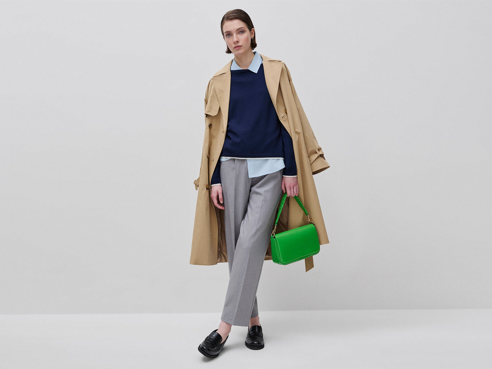 Carrot fit trousers