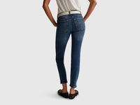 Jeans slim fit de cintura subida - ucb_image_B