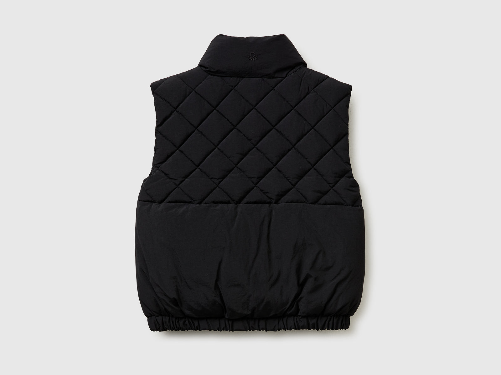 Padded vest with high collar - ucb_image_BS