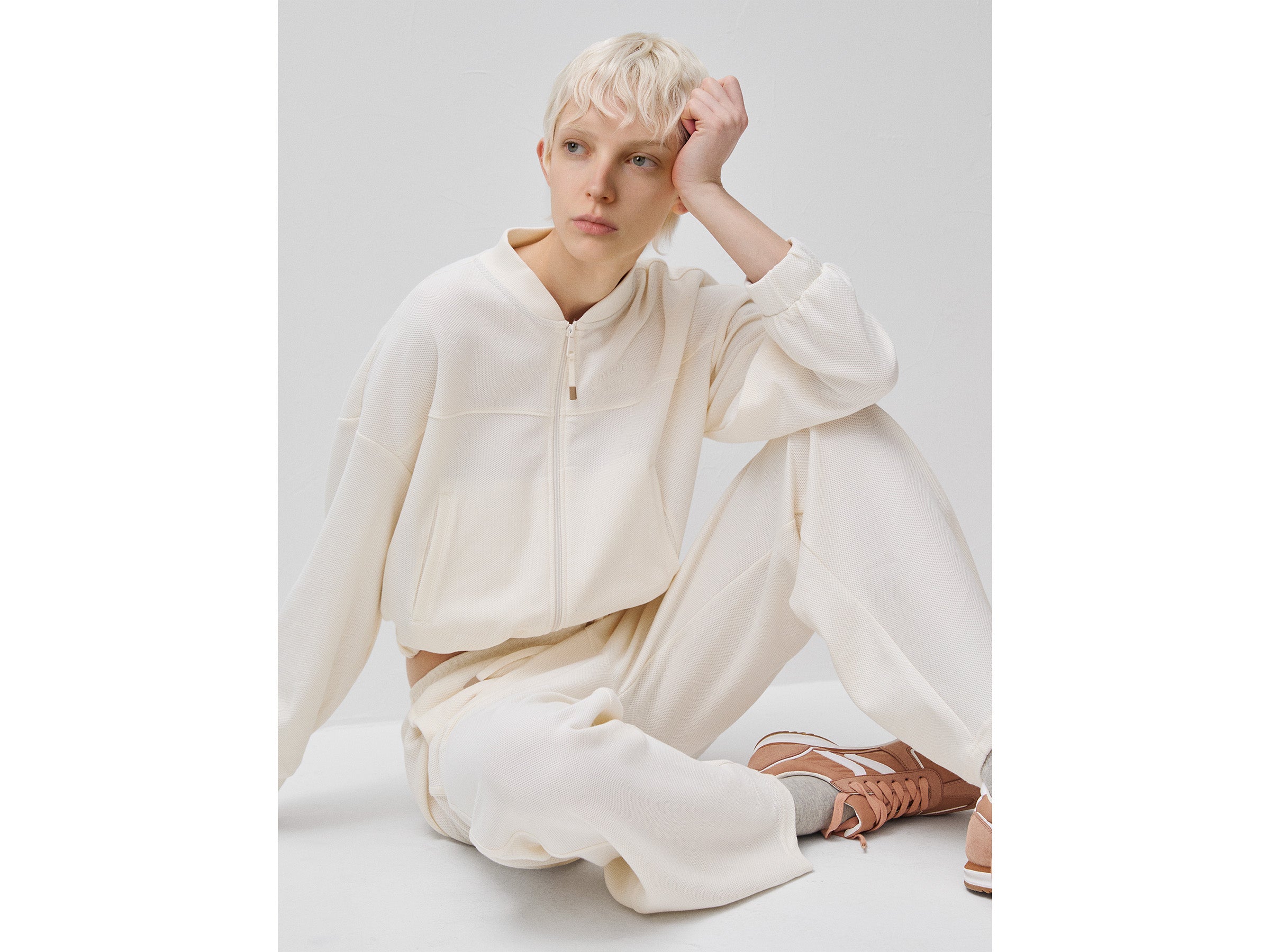 Casaco estilo bomber com bordado - ucb_image_FY