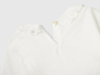 T-shirt com folhos na gola - ucb_image_DS1