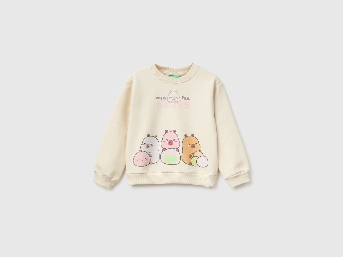 Sweat de gola redonda © CapyFun - ucb_image_FS