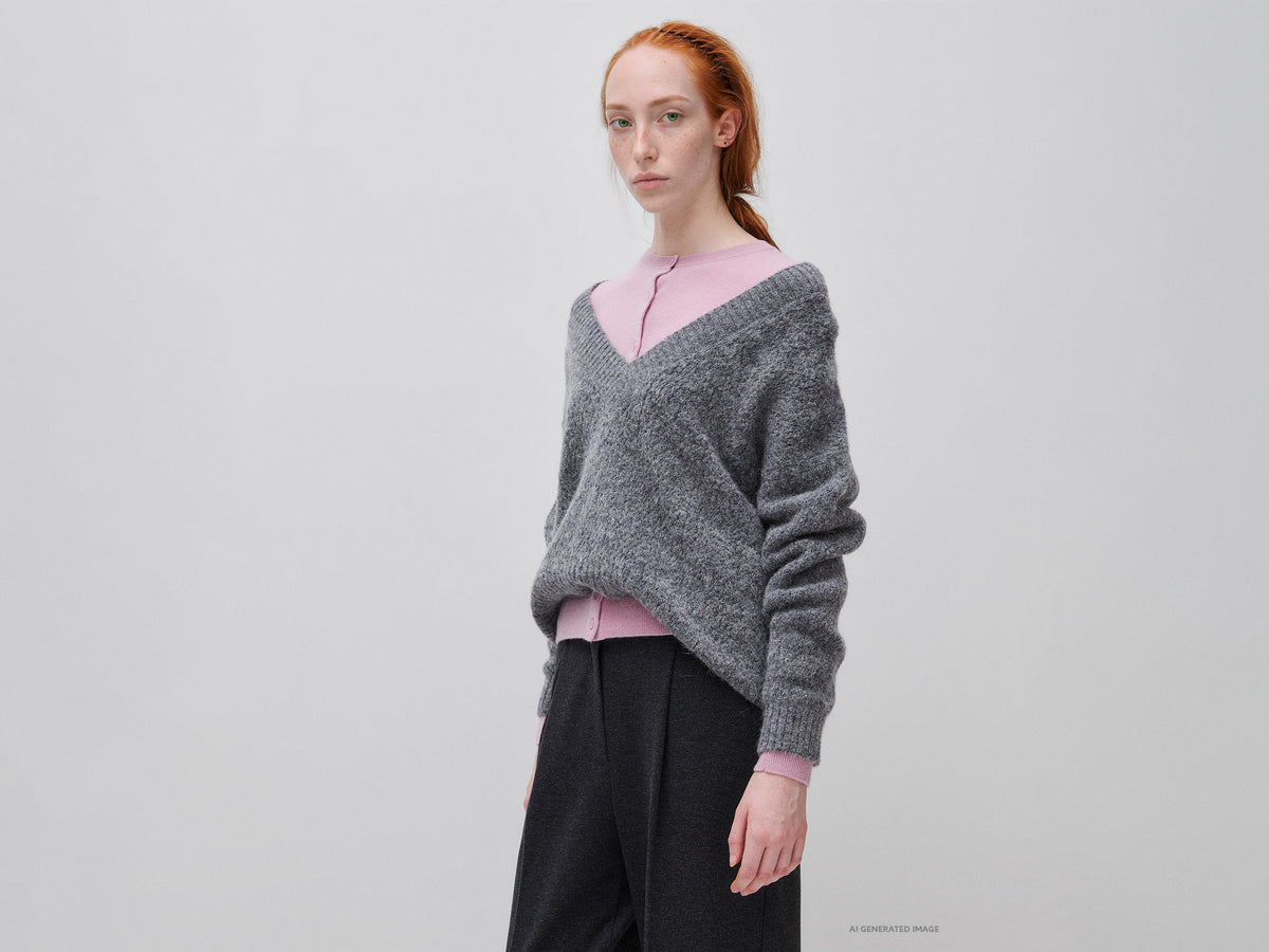 Camisola decote em V perfurada em mistura de lã e alpaca - ucb_image_F
