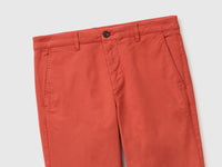 Chinos slim fit em algodão - ucb_image_FY