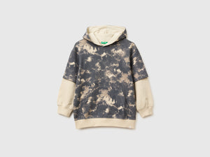 Oversized printed sweatshirt
