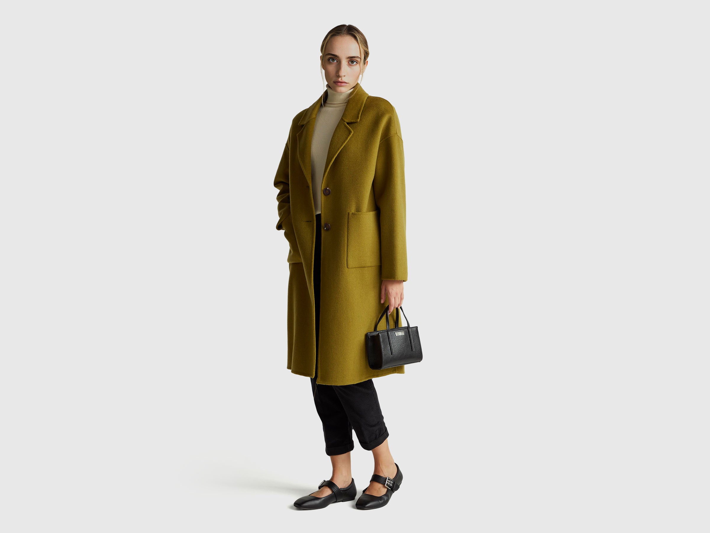 Cream turtleneck sweater in pure Merino wool - ucb_image_FY