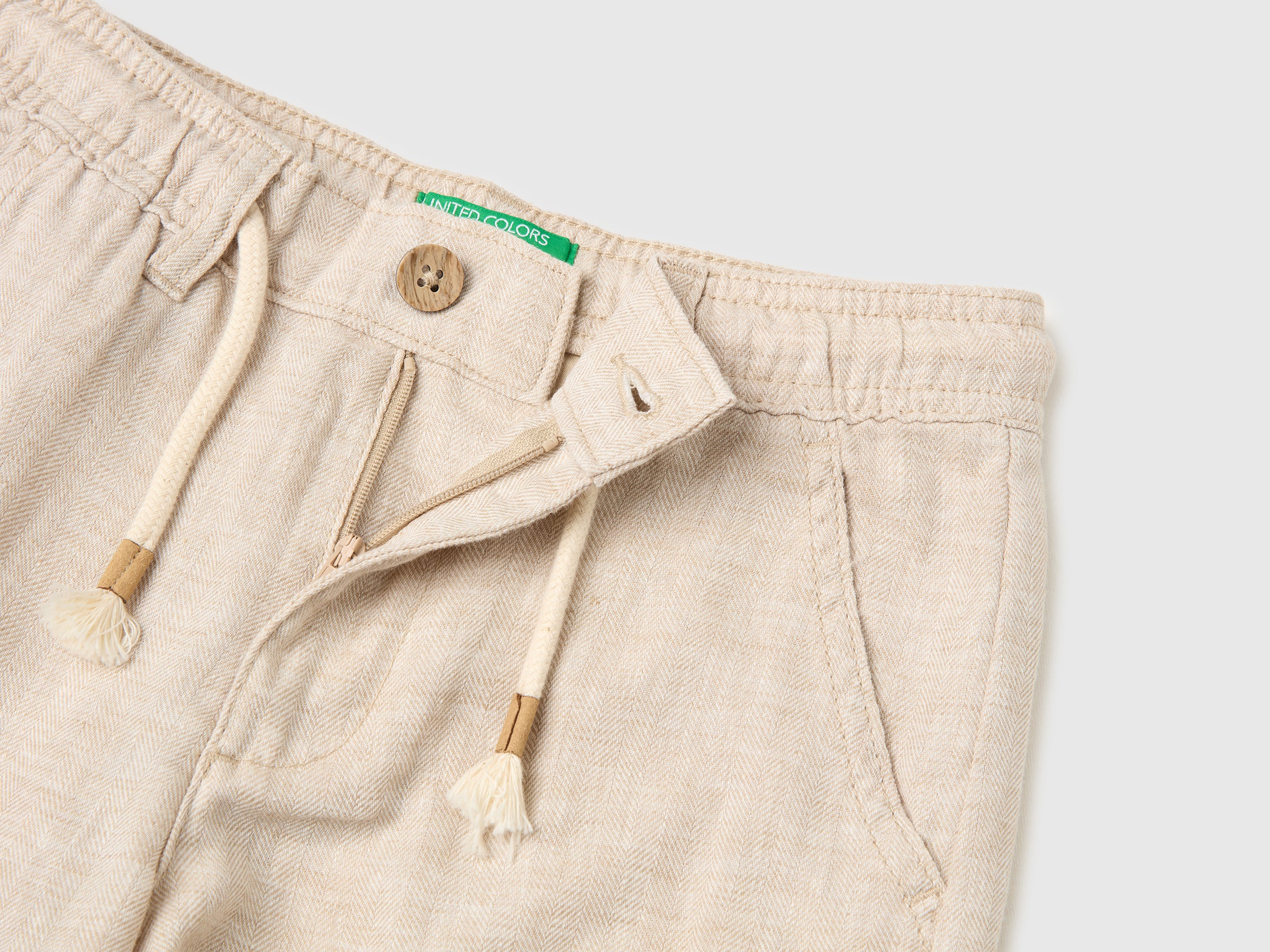 Linen blend cargo Bermuda shorts - ucb_image_DS1
