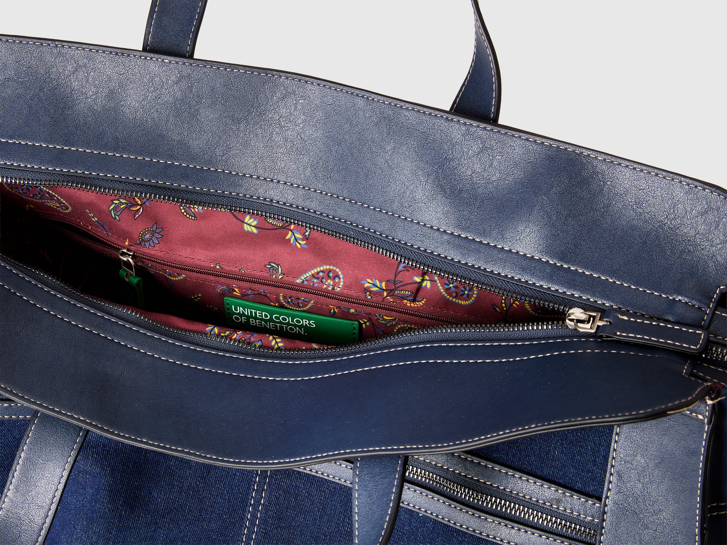 Canvas messenger bag - ucb_image_DS1