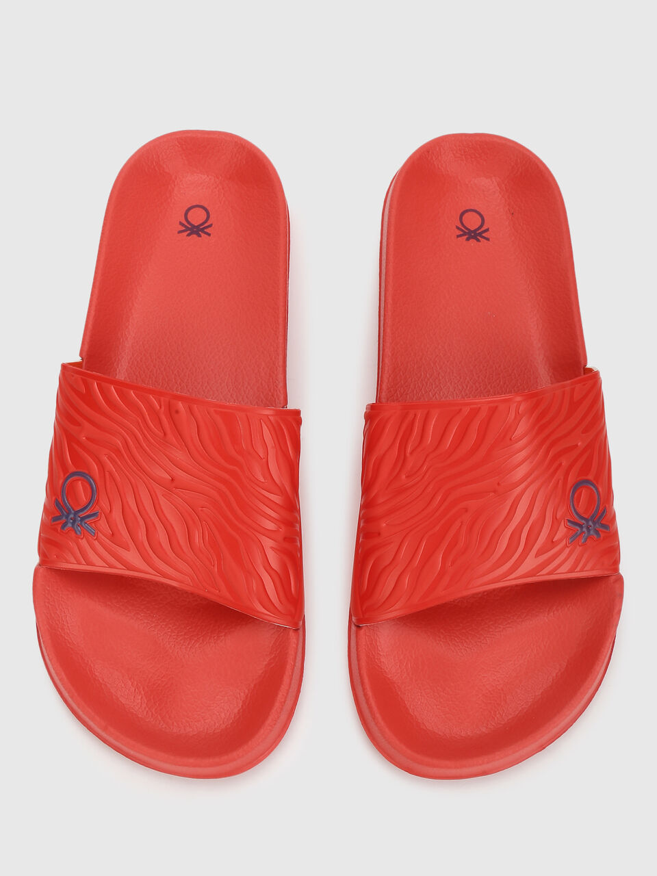 TEXTURED PU SLIDE image number null