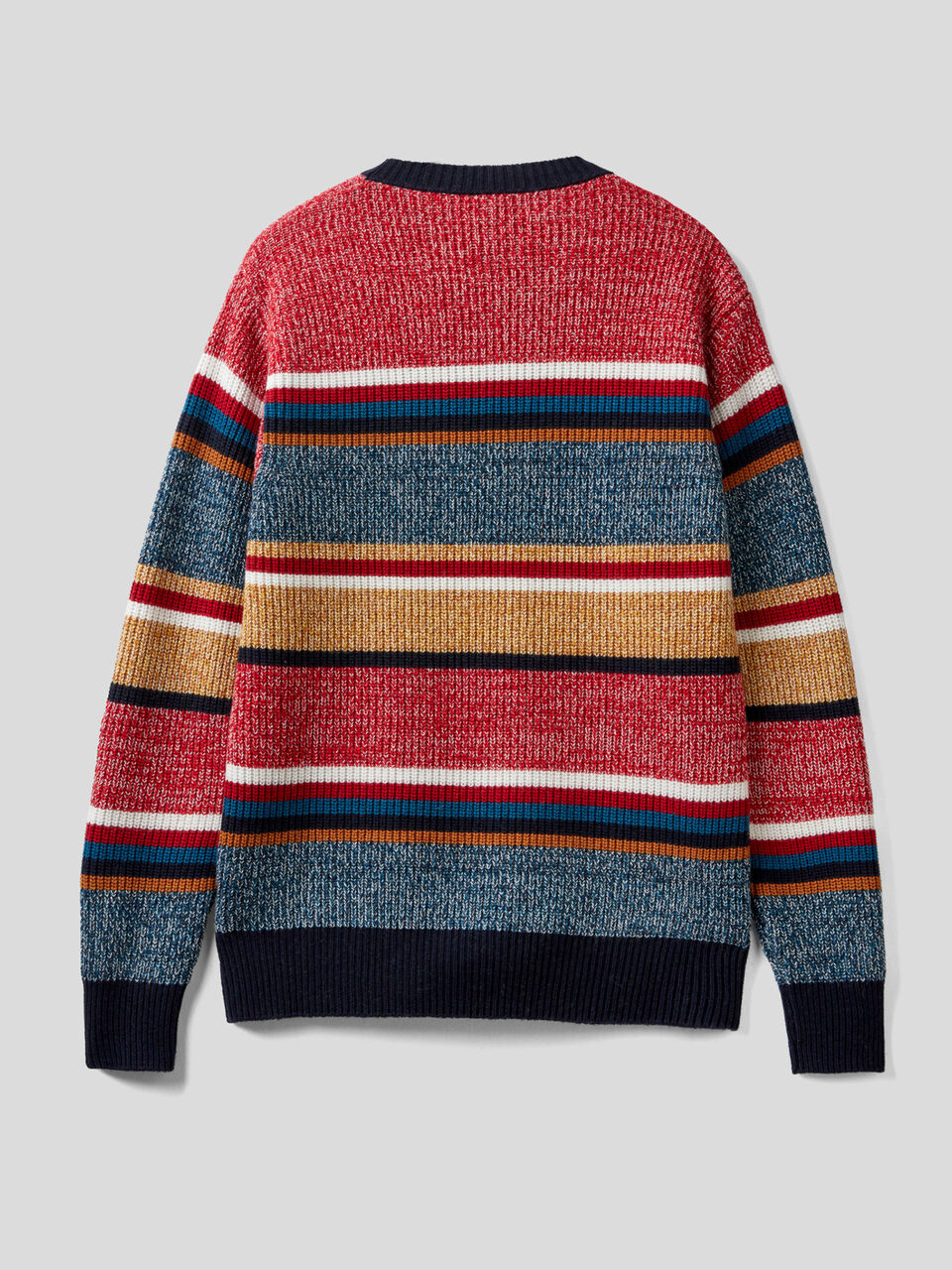 SWEATER image number null