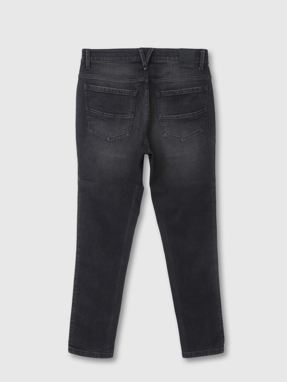 LOW CROTCH FADED BLACK BOOMERANG JEANS image number 2