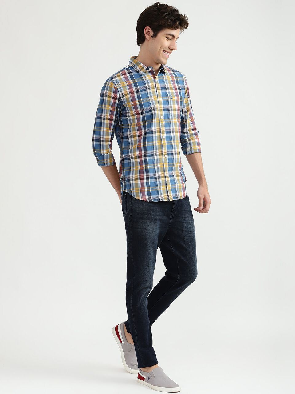 Full Sleeves Multicolour Check Shirt image number null