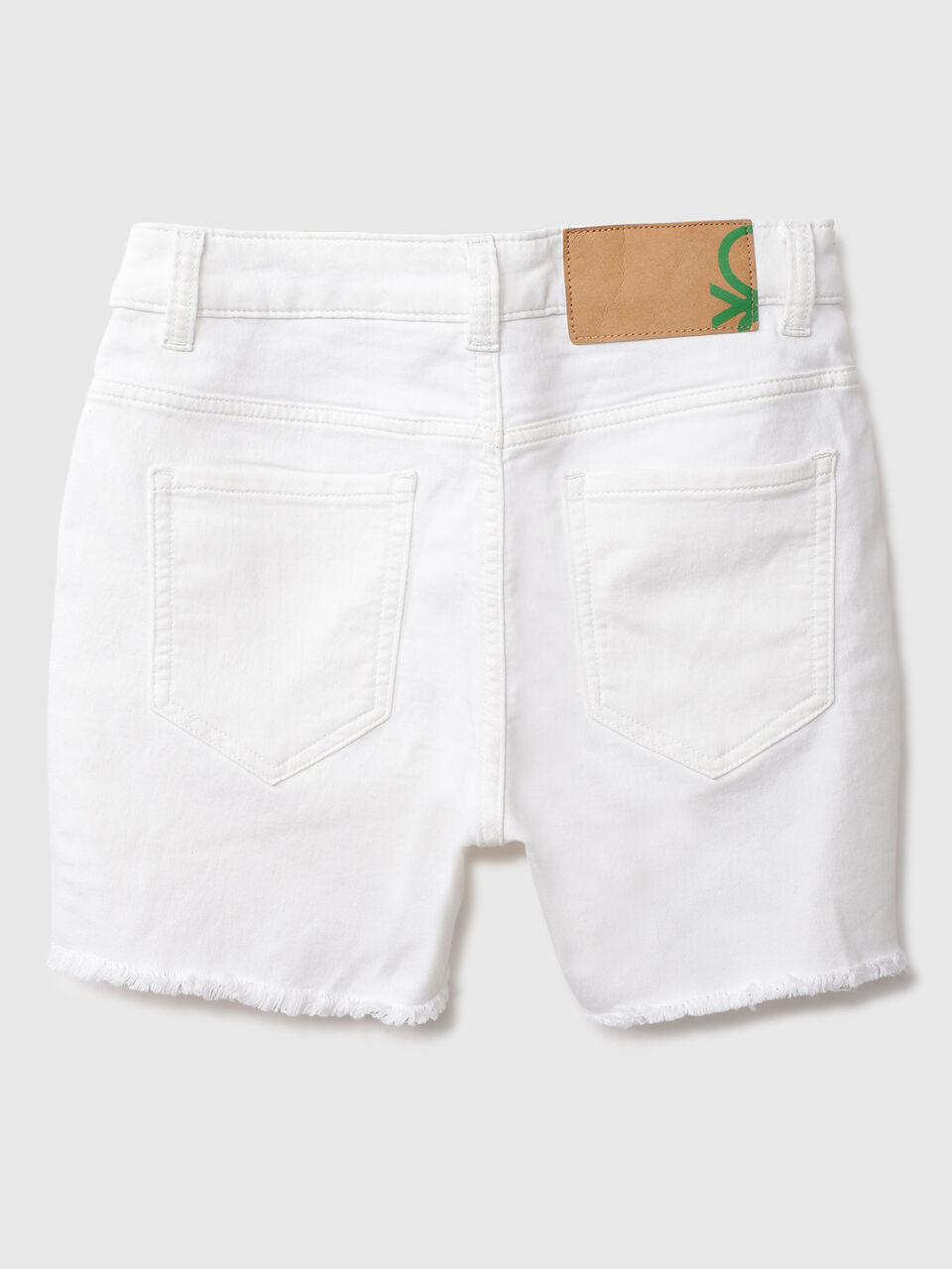 BASIC DENIM SHORTS-WHITE image number 2