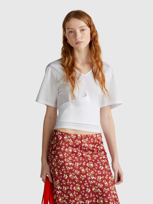 T-shirt with knot on the back Women