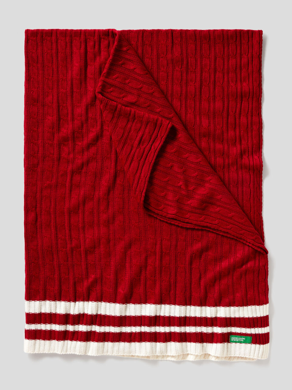 Cable knit cover image number 1