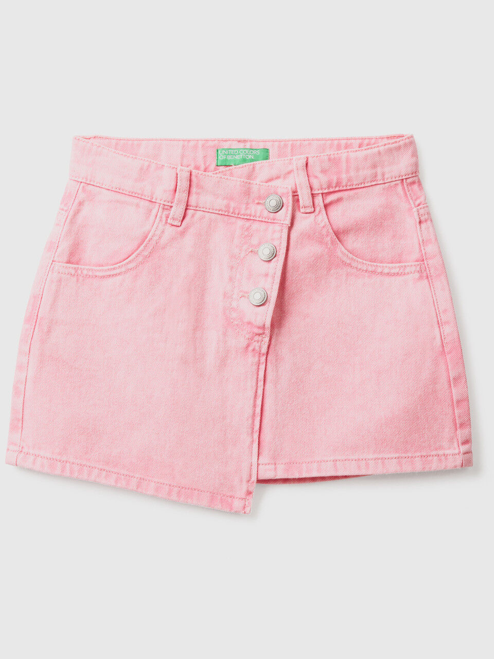 Miniskirt with buttons