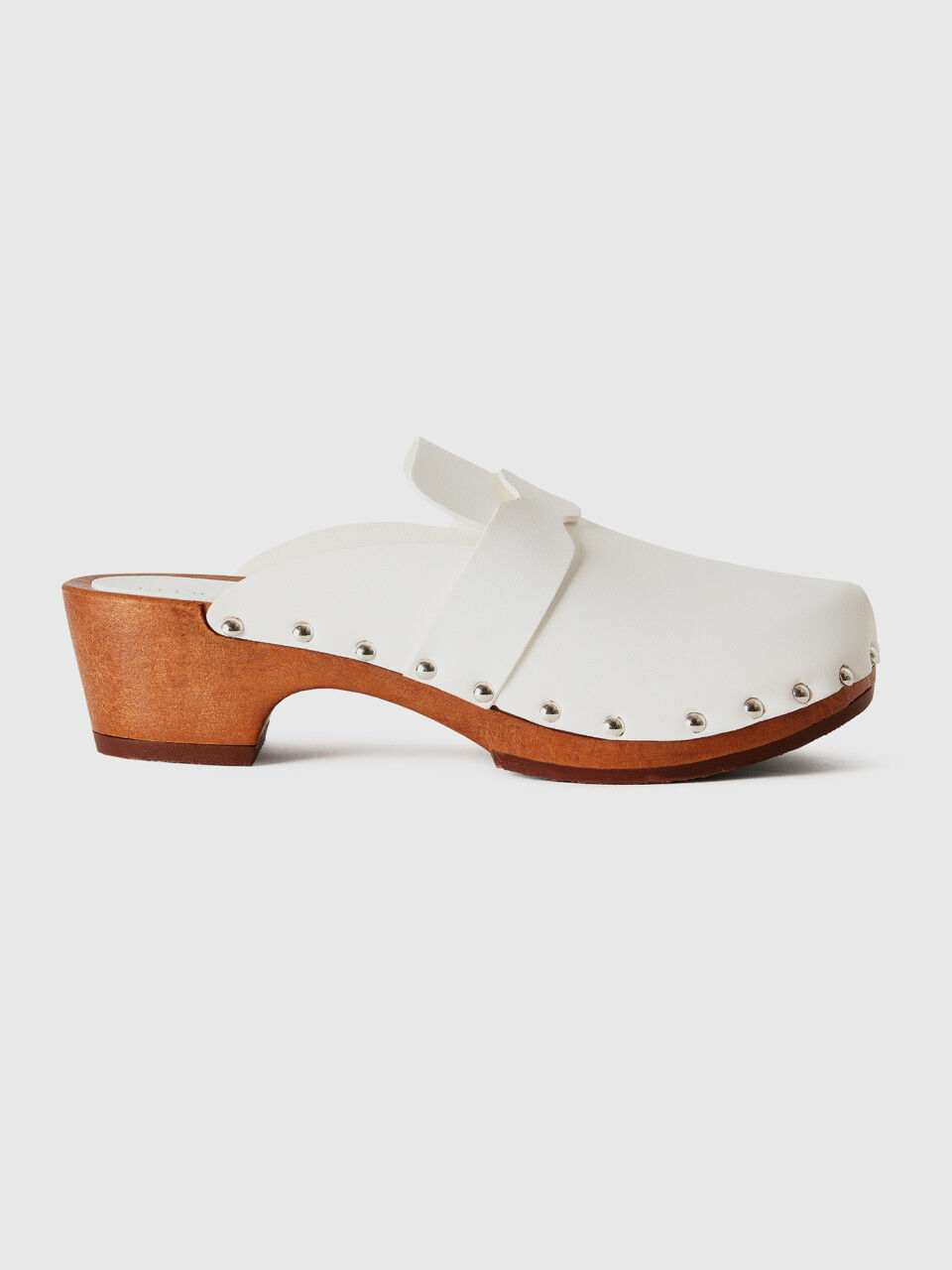 Clogs with studs
