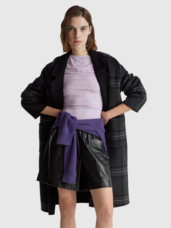 Bermudas in imitation leather Women