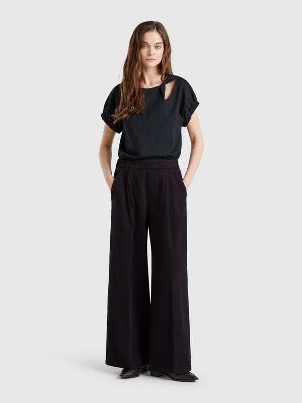 High-waisted palazzo trousers Women