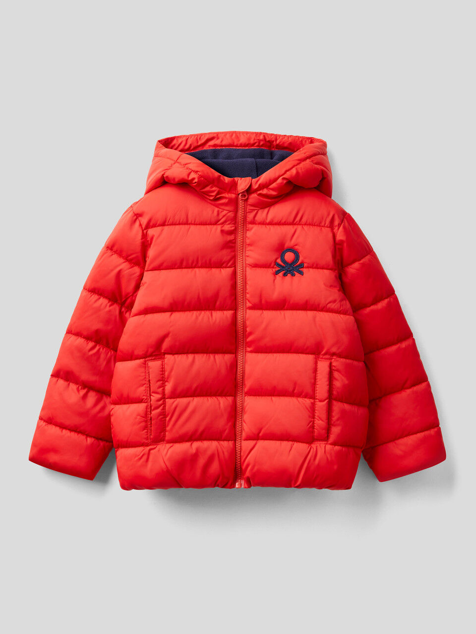 Puffer jacket with hood and logo