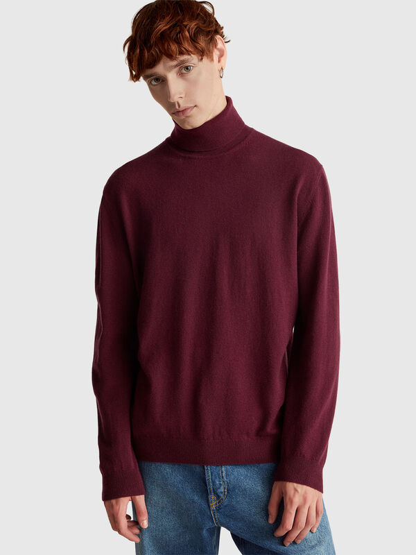 Plum turtleneck in pure Merino wool Men