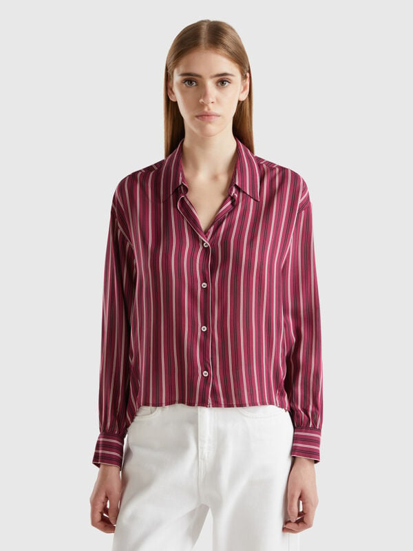 Striped shirt with V-neck Women